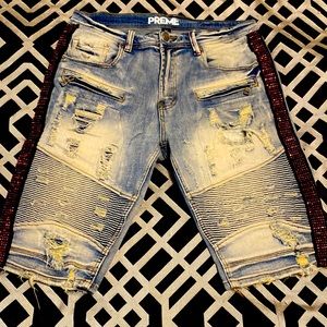 Preme 34w red diamond shorts